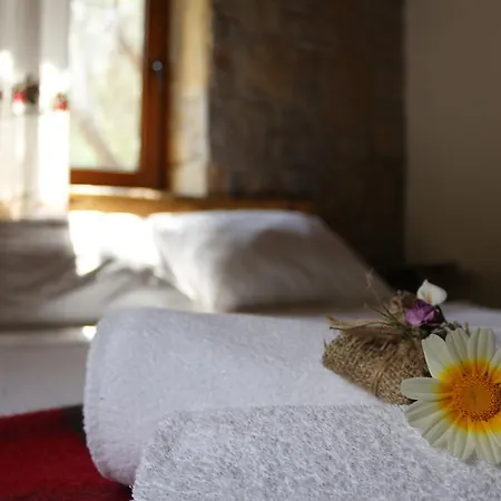 Kizilbuk Ahsap Evleri منتزه العطل داتْشا