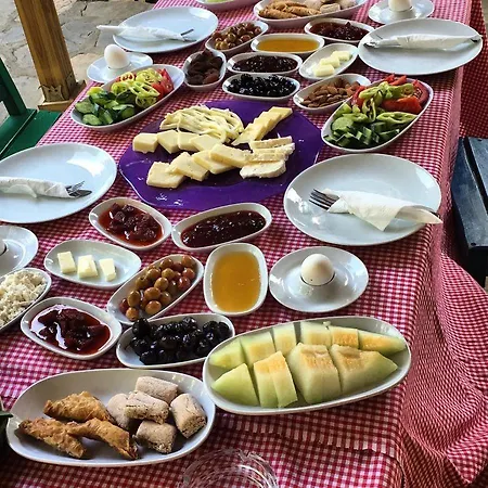Kizilbuk Ahsap Evleri Tatil parkı Datça