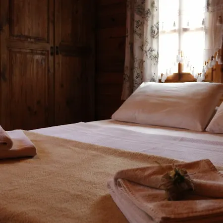 Kizilbuk Ahsap Evleri 홀리데이파크